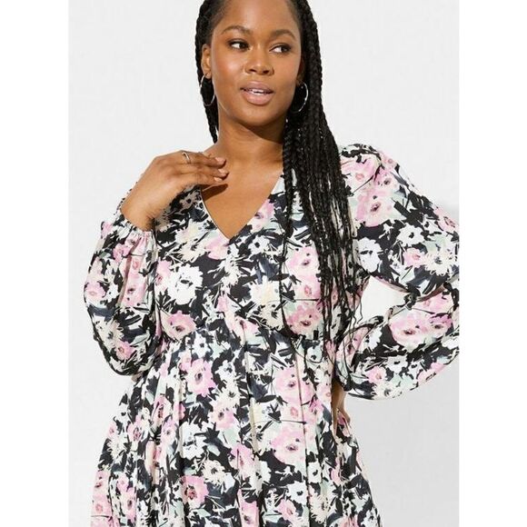 Torrid Mini Bubble Charmeuse Babydoll Dress Sz 2 - Picture 3 of 5